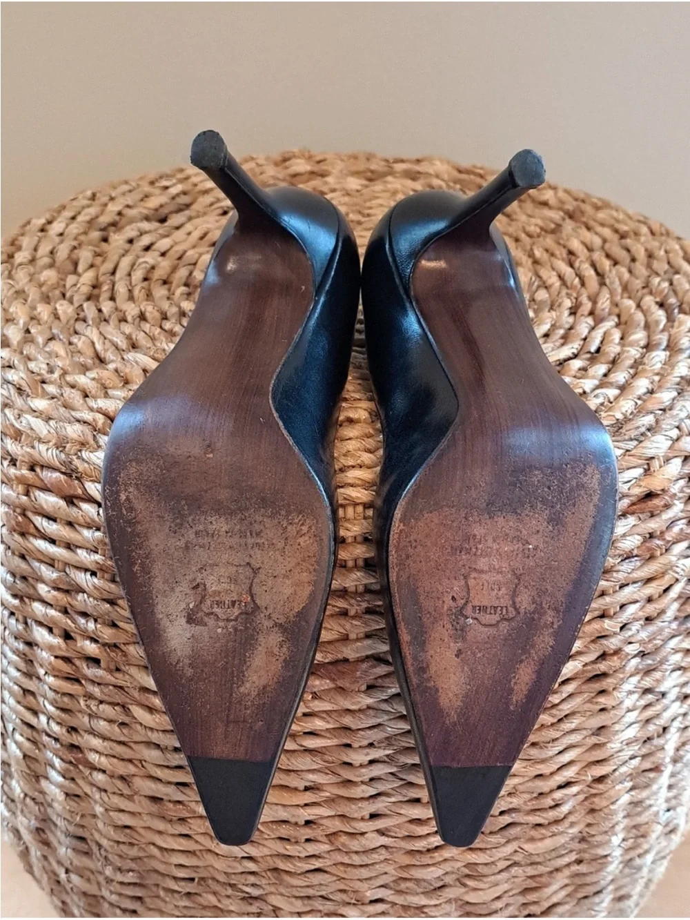 Stuart Weitzman Black Pointed Leather Pumps